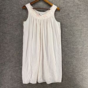 Miss Elaine Night Gown Women M Medium White Sleeveless Round Neck Sleepwear